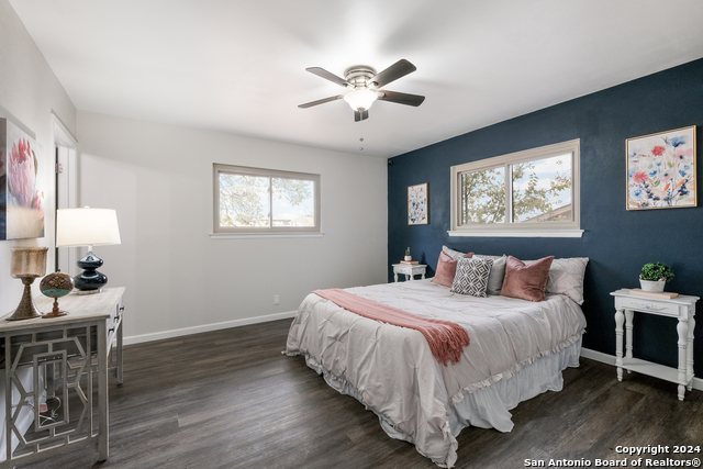 Listing photo id 9 for 9723 Five Forks St