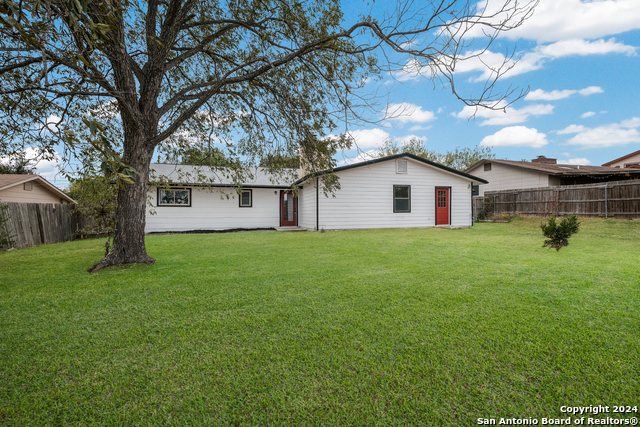 Listing photo id 16 for 9723 Five Forks St