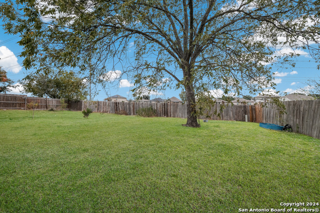 Listing photo id 17 for 9723 Five Forks St