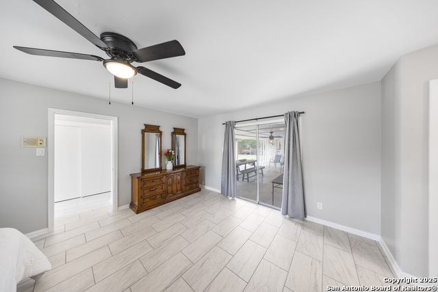 Listing photo id 20 for 538 Candleglo