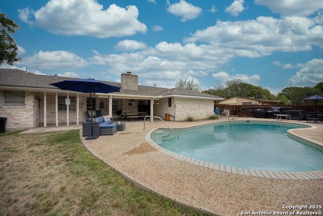 Listing photo id 25 for 538 Candleglo