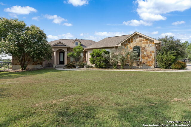 Details for 438 County Road 367, Hondo, TX 78861