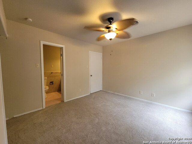 Listing photo id 5 for 2506 Greencrest