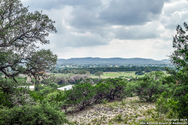 Image 33 of 56 For 108 Palomino Springs