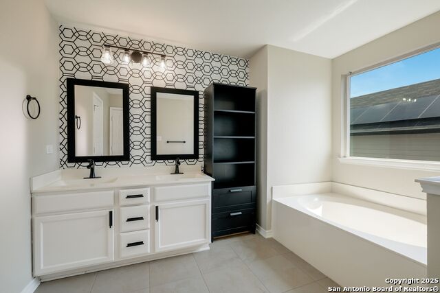 Listing photo id 14 for 9437 Copperway