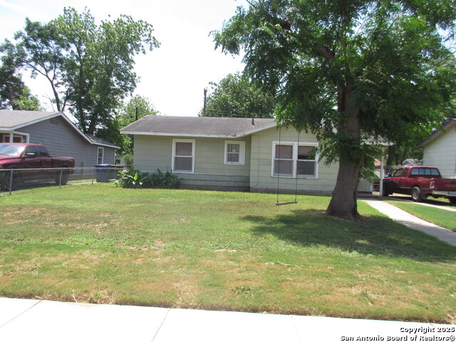 Image 5 of 9 For 166 Hartford