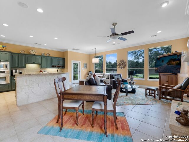 Listing photo id 12 for 1 Caleb Circle