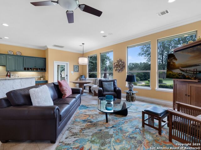Listing photo id 13 for 1 Caleb Circle