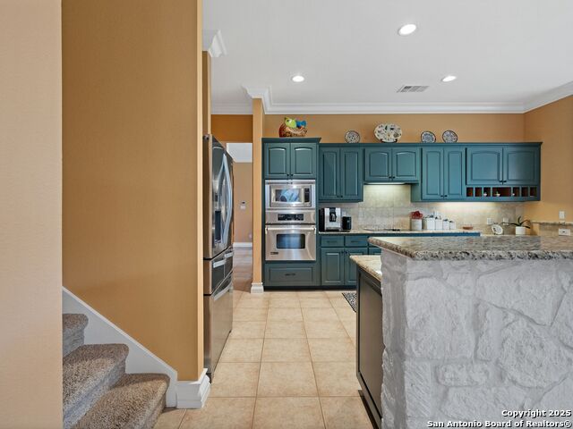 Listing photo id 22 for 1 Caleb Circle
