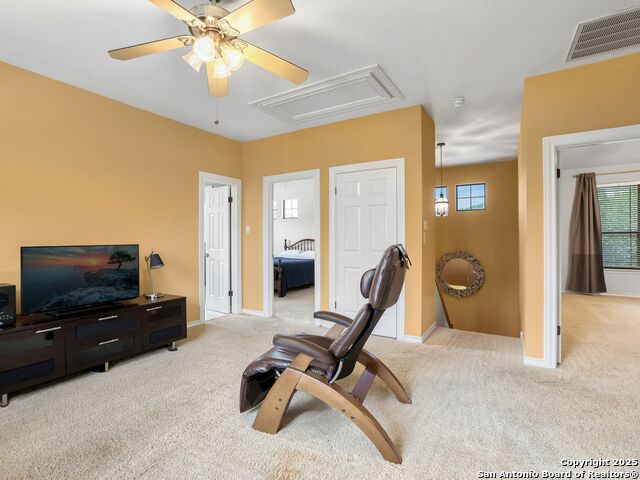 Listing photo id 33 for 1 Caleb Circle