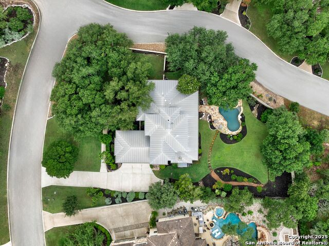Listing photo id 45 for 1 Caleb Circle