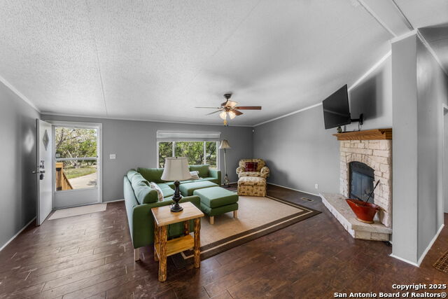 Image 11 of 25 For 25500 N Cranes Mill Rd