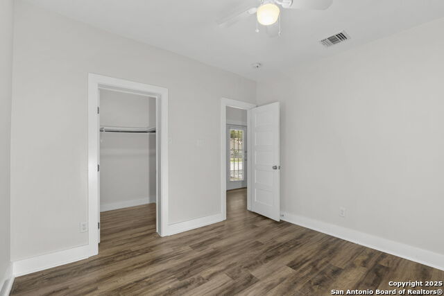 Listing photo id 14 for 129 Odell