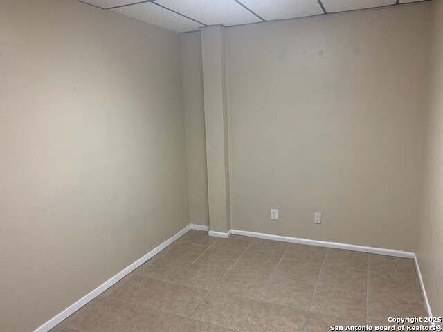 Listing photo id 3 for 4407 Walzem Rd 210