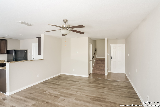 Image 4 of 17 For 6138 Lakefront