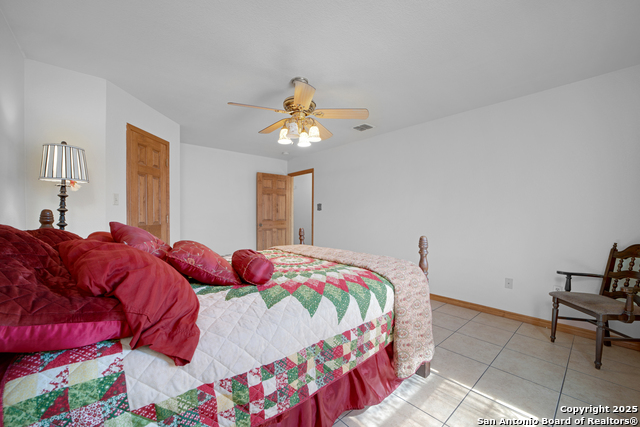 Image 21 of 47 For 14053 Huber  