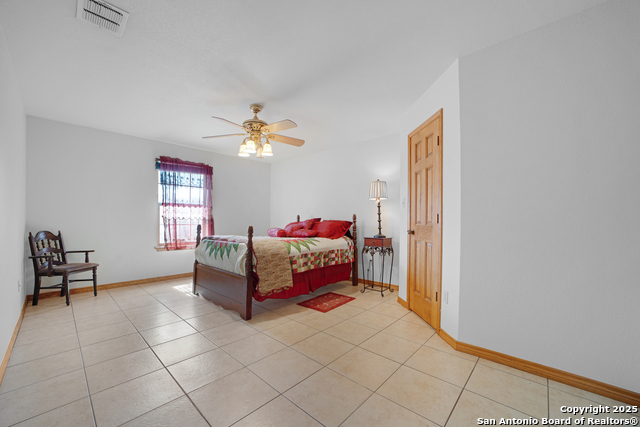 Image 22 of 47 For 14053 Huber  