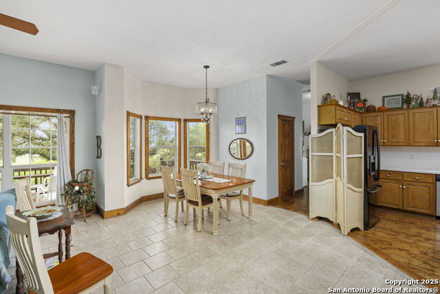Listing photo id 8 for 125 Northlake