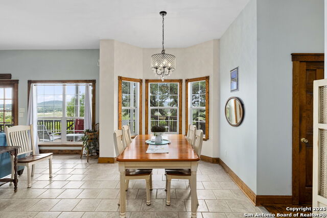 Listing photo id 9 for 125 Northlake
