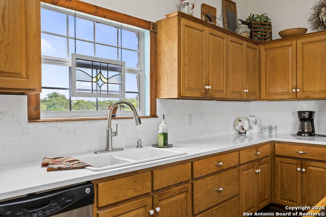 Listing photo id 11 for 125 Northlake