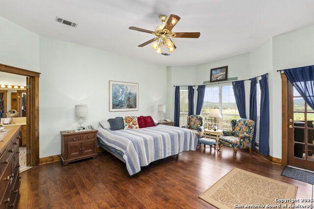 Listing photo id 16 for 125 Northlake