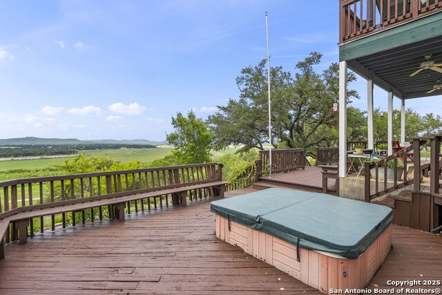 Listing photo id 34 for 125 Northlake