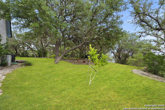 Listing photo id 37 for 125 Northlake