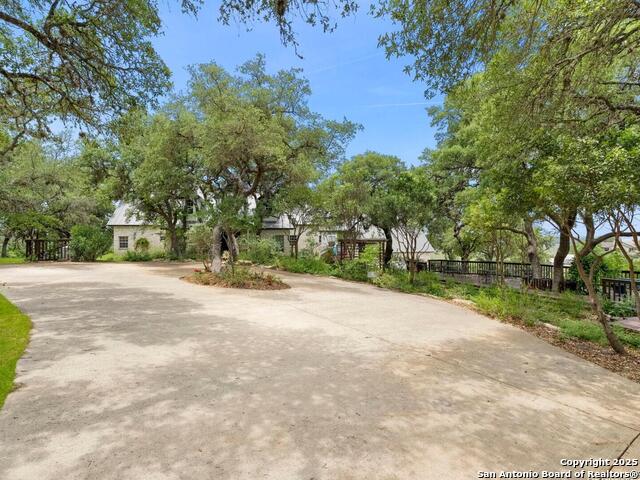 Listing photo id 2 for 125 Northlake