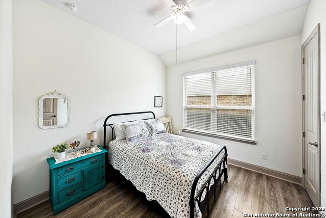 Image 18 of 37 For 504 Mission Hill Run