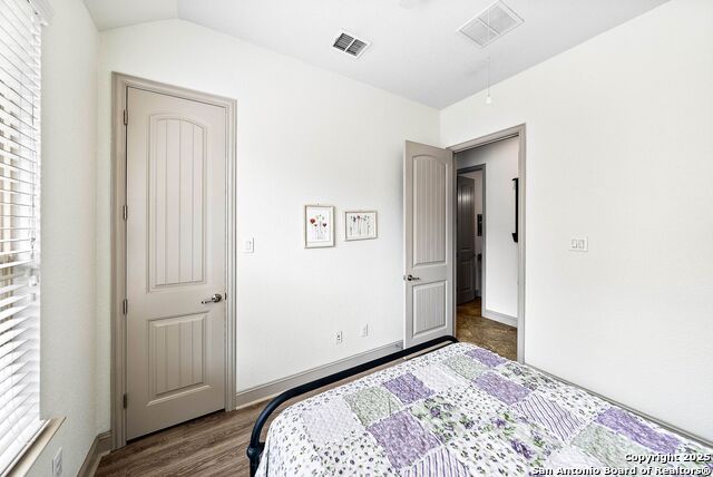 Image 19 of 37 For 504 Mission Hill Run