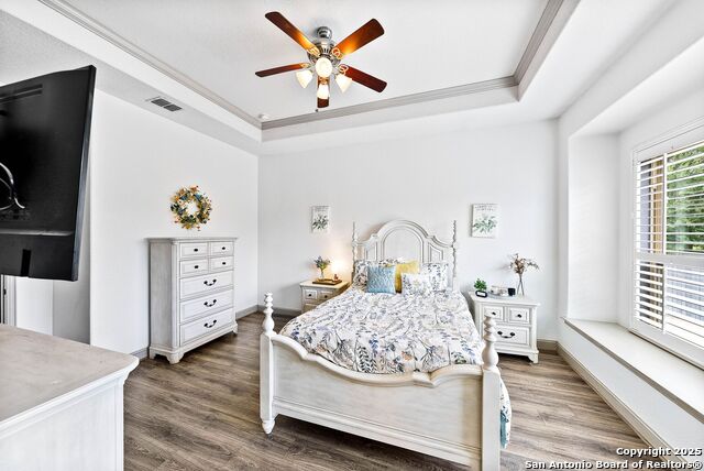 Image 24 of 37 For 504 Mission Hill Run