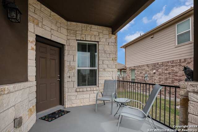 Listing photo id 3 for 2196 New Castle