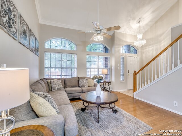 Image 11 of 79 For 25027 Arrow Glen