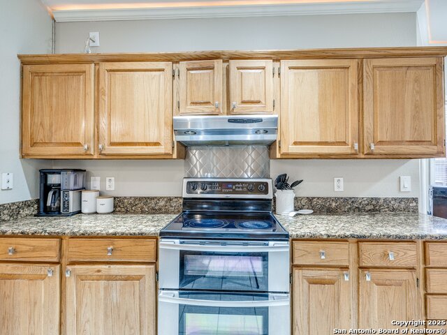 Image 26 of 79 For 25027 Arrow Glen