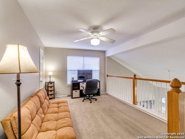 Image 32 of 79 For 25027 Arrow Glen