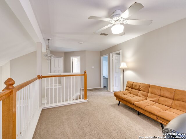 Image 34 of 79 For 25027 Arrow Glen