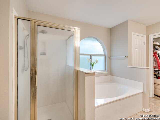 Image 58 of 79 For 25027 Arrow Glen