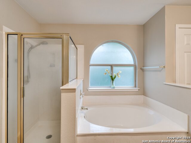 Image 59 of 79 For 25027 Arrow Glen