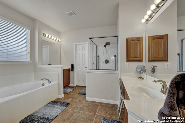Listing photo id 21 for 9254 Wind Talker