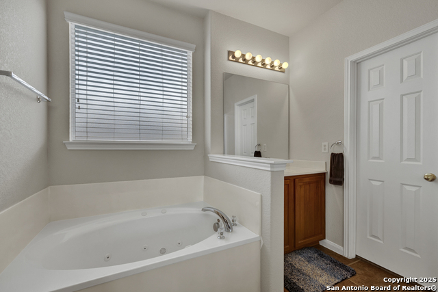 Listing photo id 23 for 9254 Wind Talker