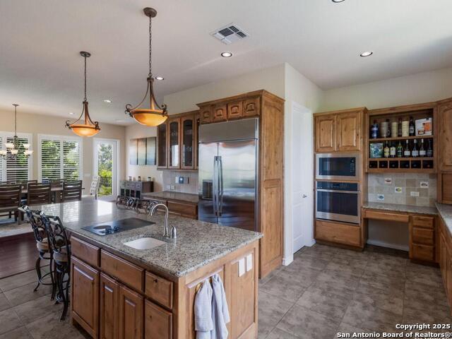 Listing photo id 9 for 1280 Mystic Pkwy