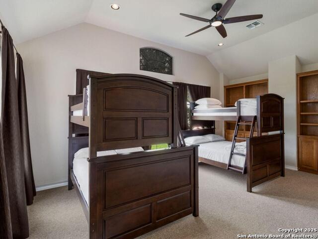 Listing photo id 24 for 1280 Mystic Pkwy