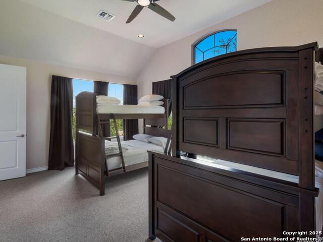 Listing photo id 25 for 1280 Mystic Pkwy