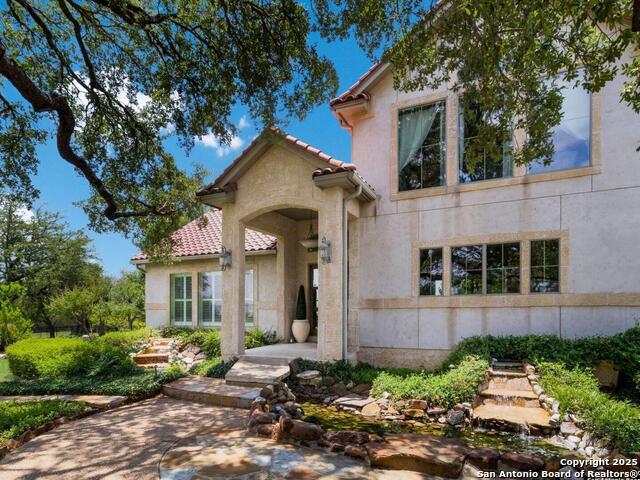 Listing photo id 3 for 1280 Mystic Pkwy