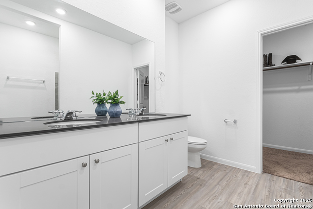 Image 20 of 25 For 14527 Austin Heights