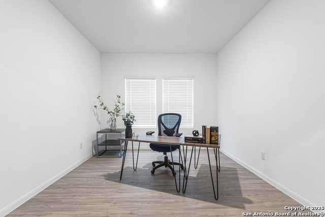 Image 8 of 25 For 14527 Austin Heights