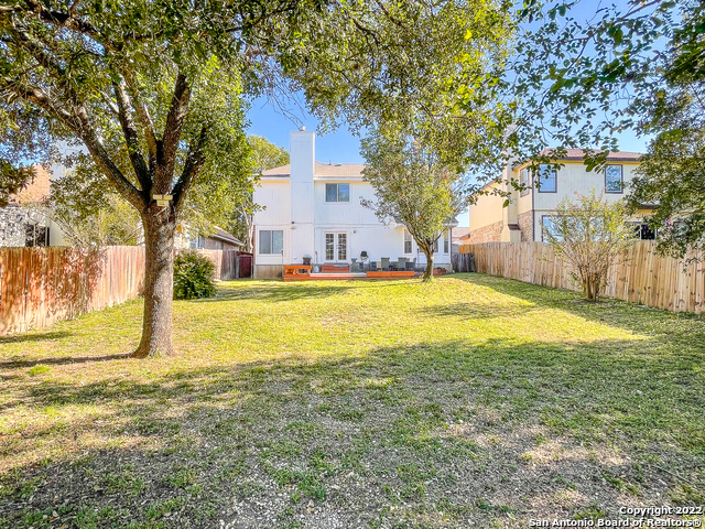 Listing photo id 20 for 11427 Baltic Dr