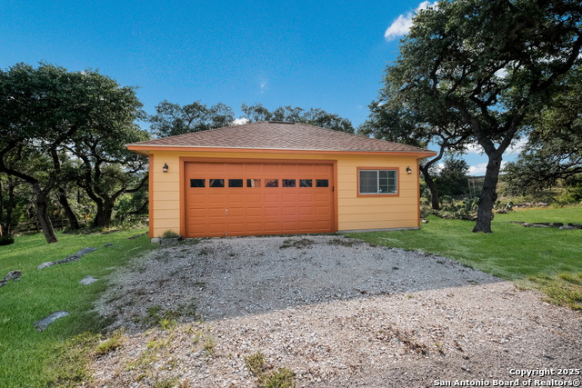 Image 16 of 19 For 542 Silver Springs