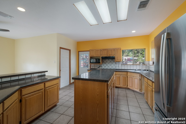 Image 3 of 19 For 542 Silver Springs