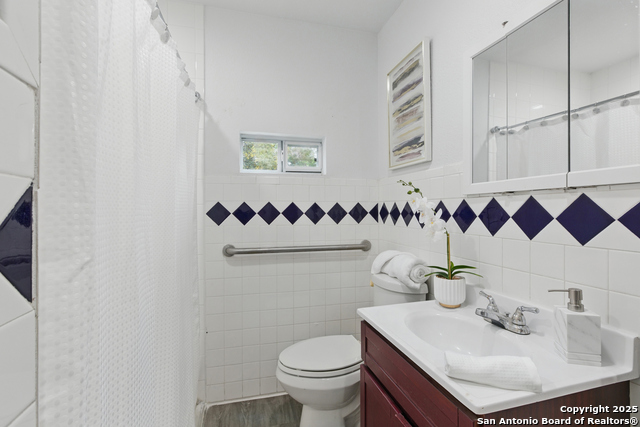 Listing photo id 10 for 315 Morrill